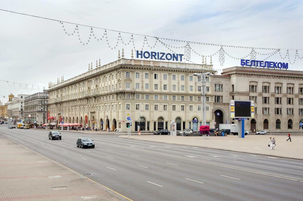 Rising Sun Apartment Minsk Buitenkant foto